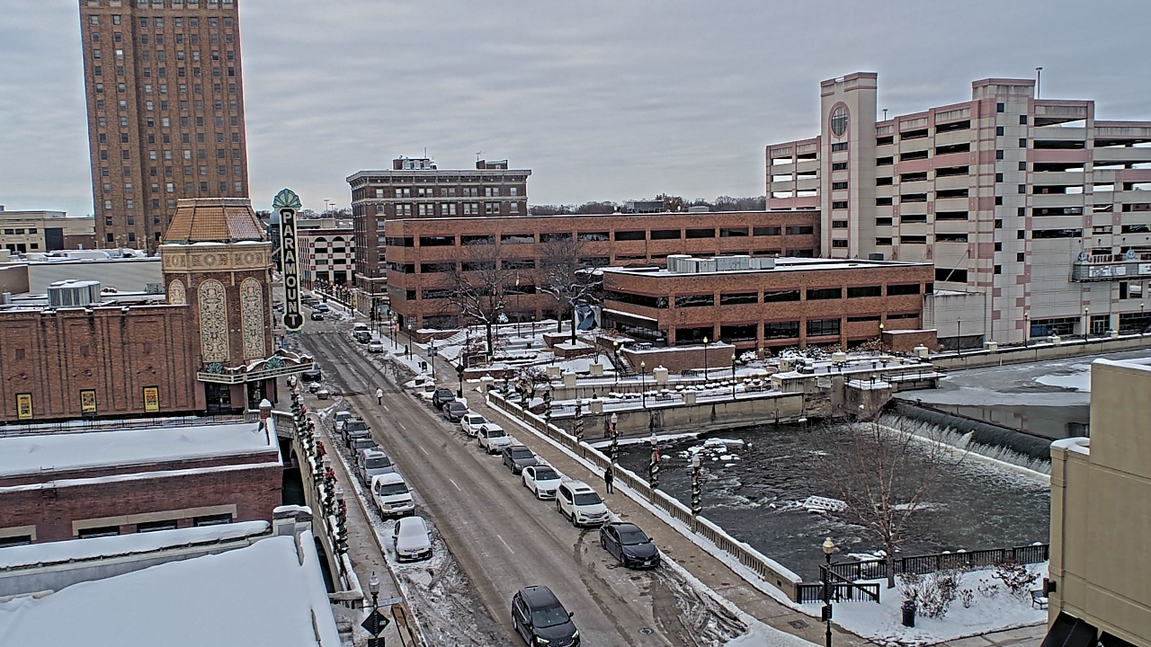 Thumbnail for current weather camera view from City of Aurora IL in Aurora, Illinois