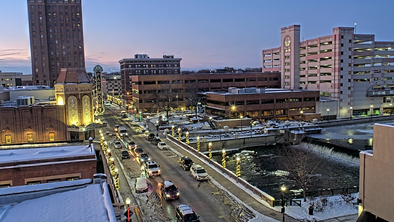 Thumbnail for current weather camera view from City of Aurora IL in Aurora, Illinois