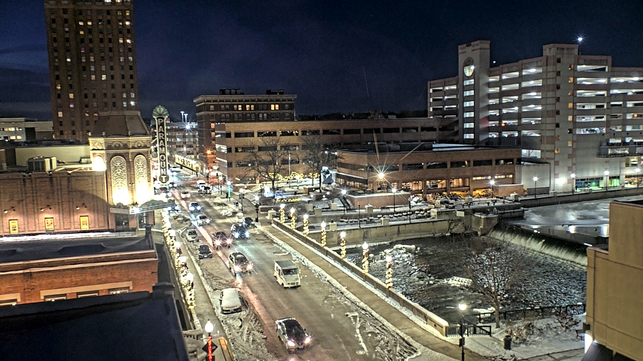 Thumbnail for current weather camera view from City of Aurora IL in Aurora, Illinois