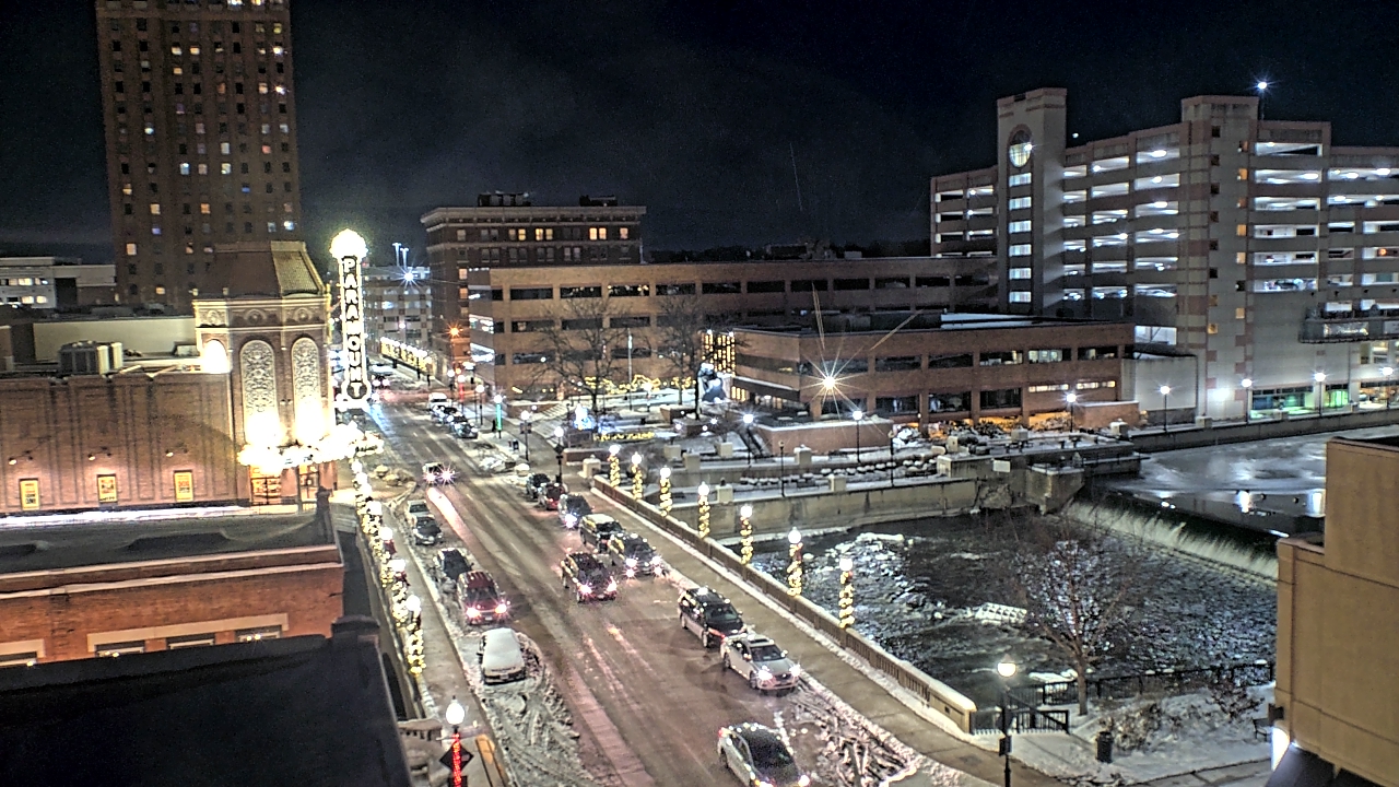 Thumbnail for current weather camera view from City of Aurora IL in Aurora, Illinois