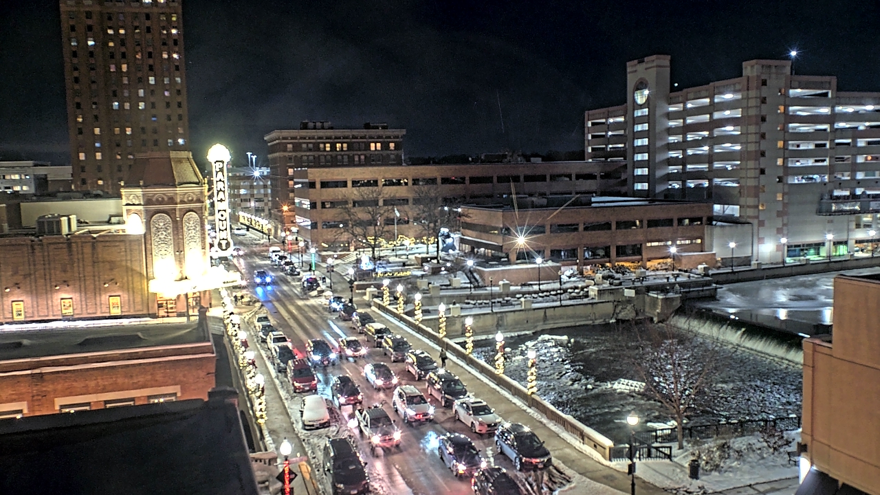 Thumbnail for current weather camera view from City of Aurora IL in Aurora, Illinois