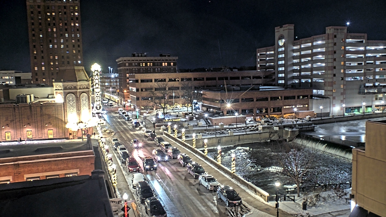 Thumbnail for current weather camera view from City of Aurora IL in Aurora, Illinois