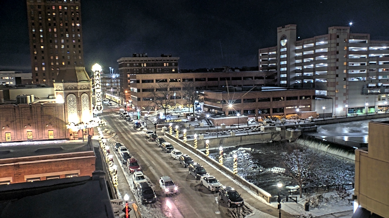 Thumbnail for current weather camera view from City of Aurora IL in Aurora, Illinois
