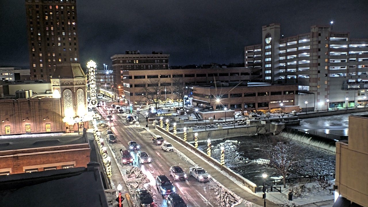 Thumbnail for current weather camera view from City of Aurora IL in Aurora, Illinois