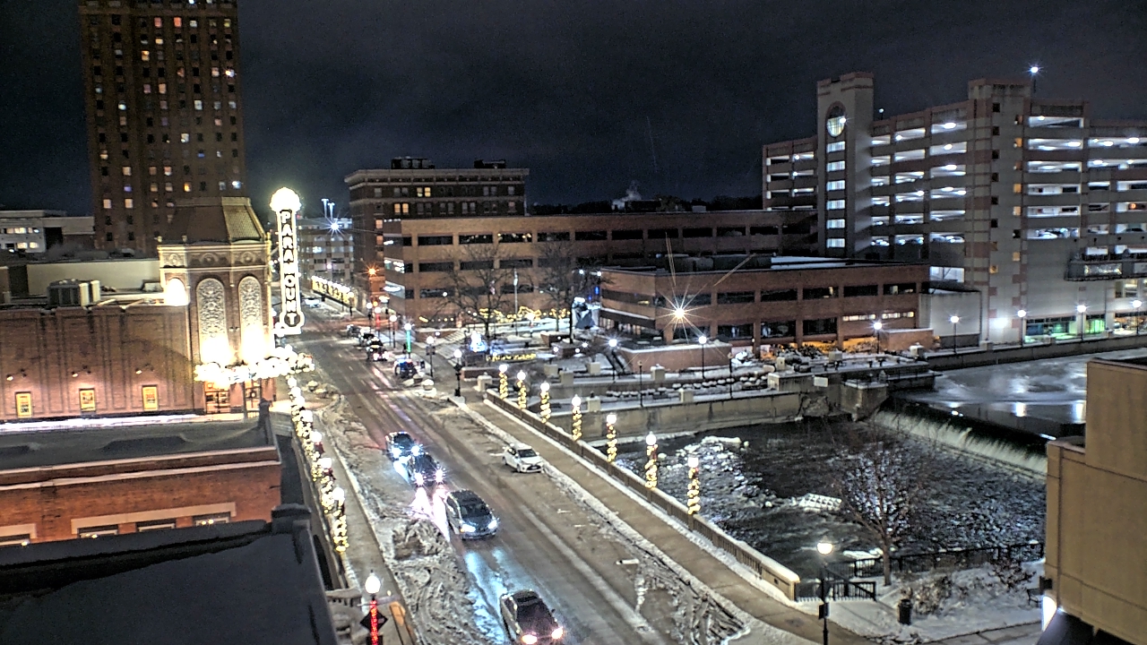 Thumbnail for current weather camera view from City of Aurora IL in Aurora, Illinois