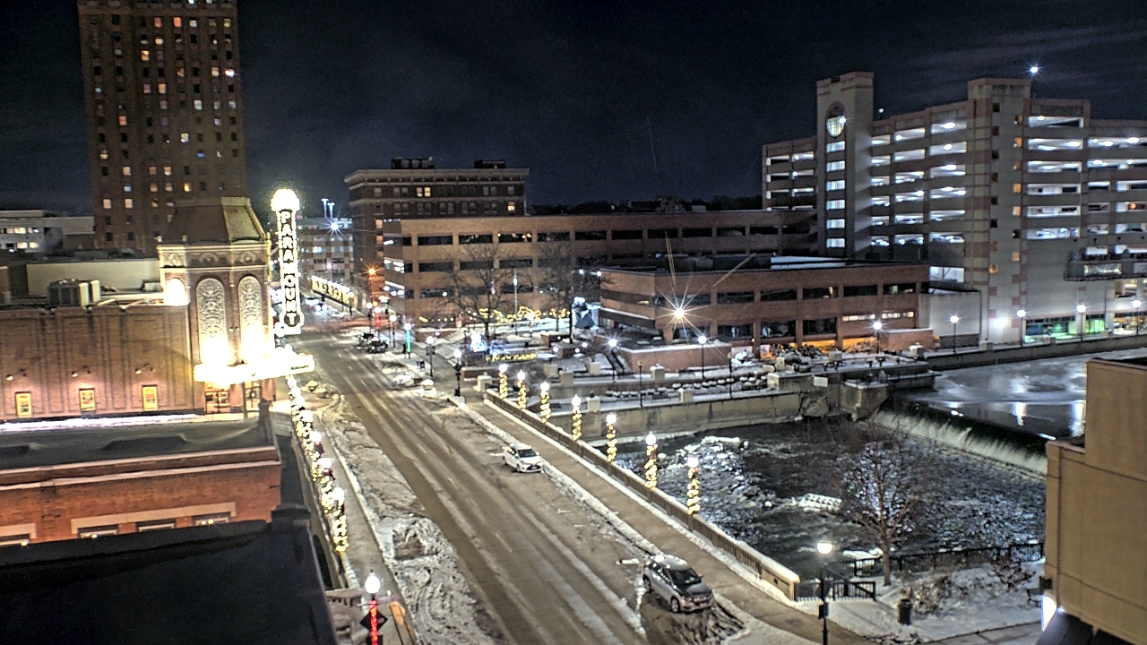 Thumbnail for current weather camera view from City of Aurora IL in Aurora, Illinois