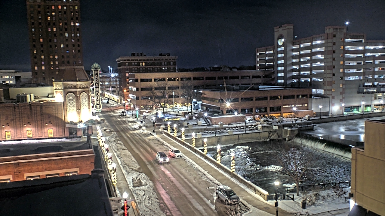Thumbnail for current weather camera view from City of Aurora IL in Aurora, Illinois