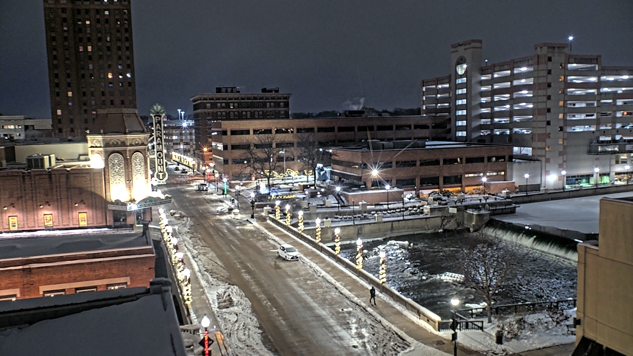 Thumbnail for current weather camera view from City of Aurora IL in Aurora, Illinois