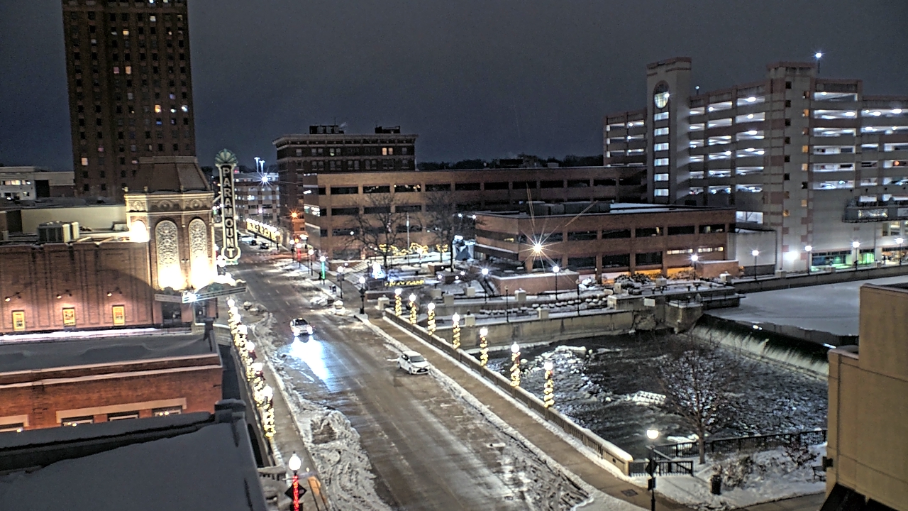 Thumbnail for current weather camera view from City of Aurora IL in Aurora, Illinois