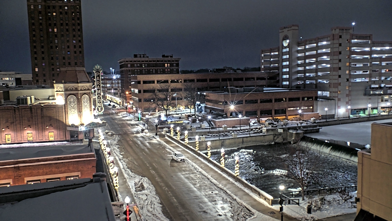 Thumbnail for current weather camera view from City of Aurora IL in Aurora, Illinois