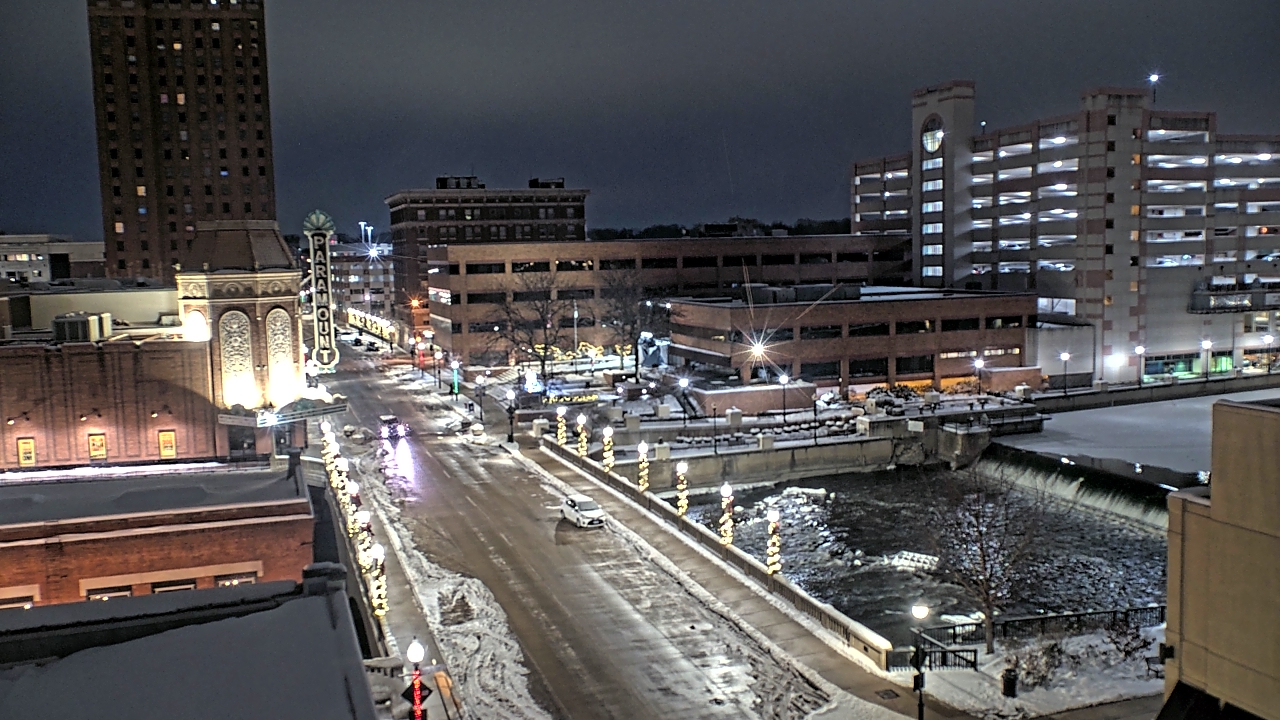 Thumbnail for current weather camera view from City of Aurora IL in Aurora, Illinois