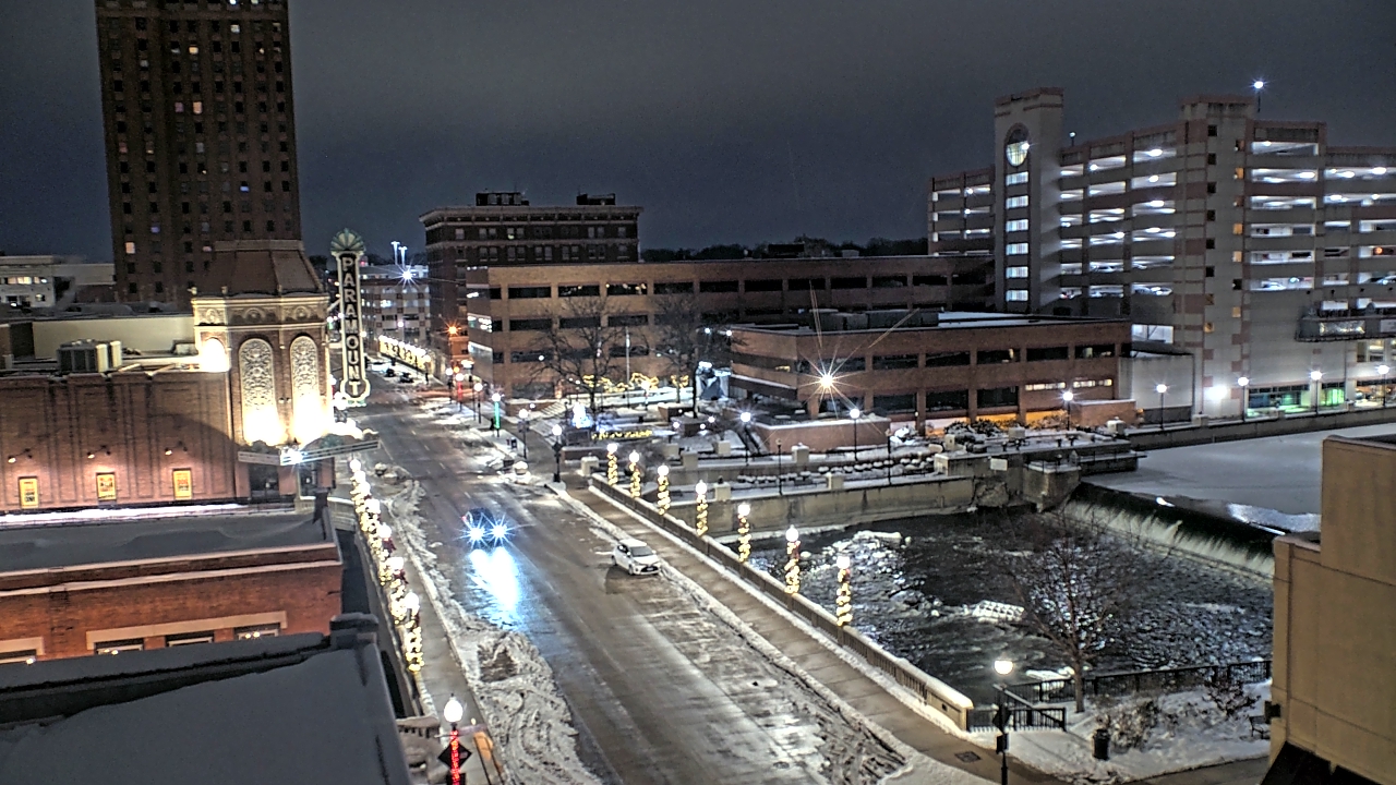Thumbnail for current weather camera view from City of Aurora IL in Aurora, Illinois