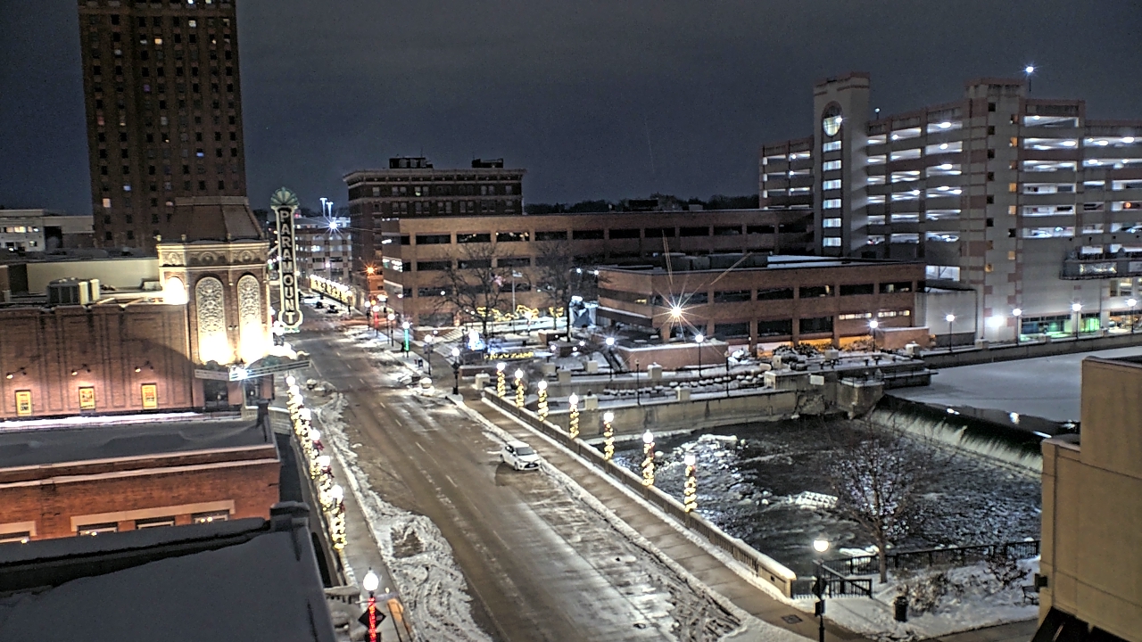 Thumbnail for current weather camera view from City of Aurora IL in Aurora, Illinois