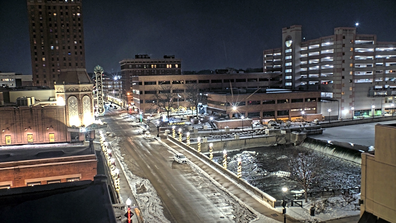 Thumbnail for current weather camera view from City of Aurora IL in Aurora, Illinois