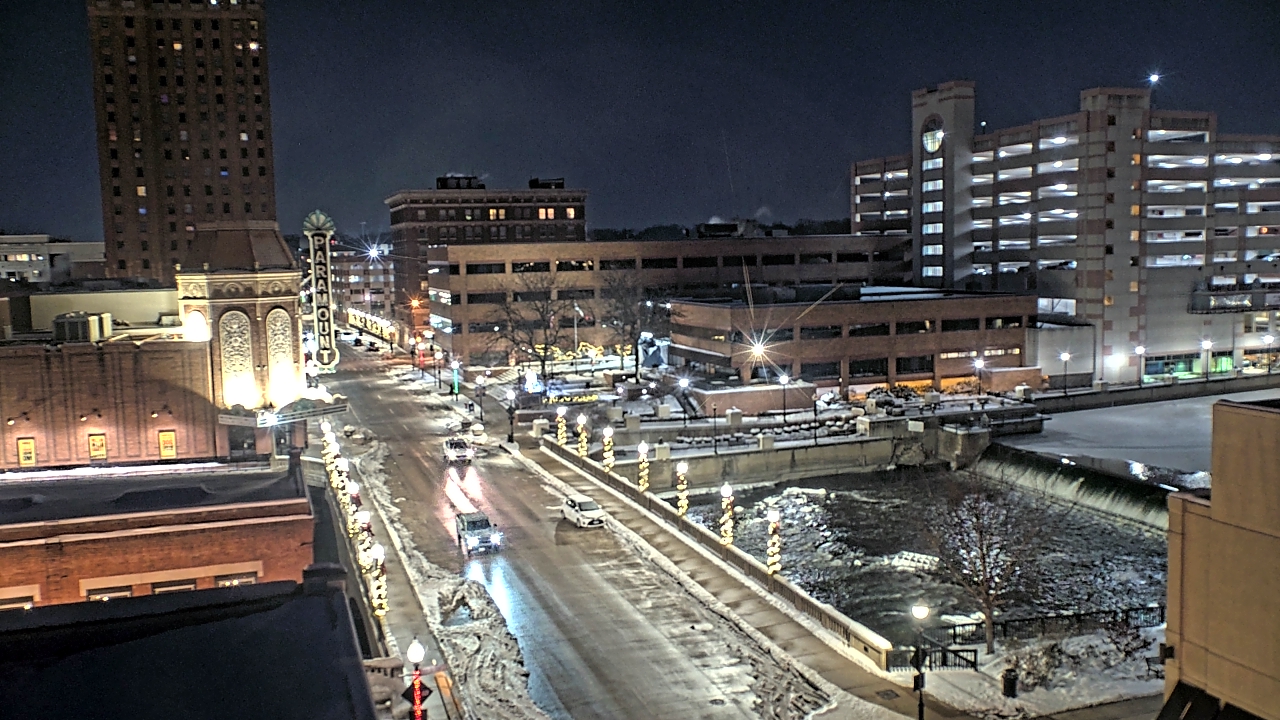 Thumbnail for current weather camera view from City of Aurora IL in Aurora, Illinois