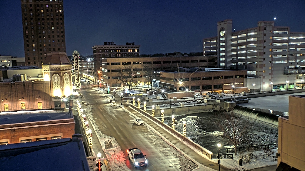 Thumbnail for current weather camera view from City of Aurora IL in Aurora, Illinois