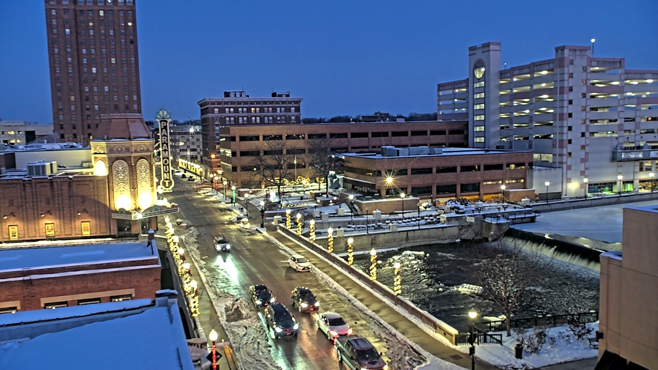 Thumbnail for current weather camera view from City of Aurora IL in Aurora, Illinois
