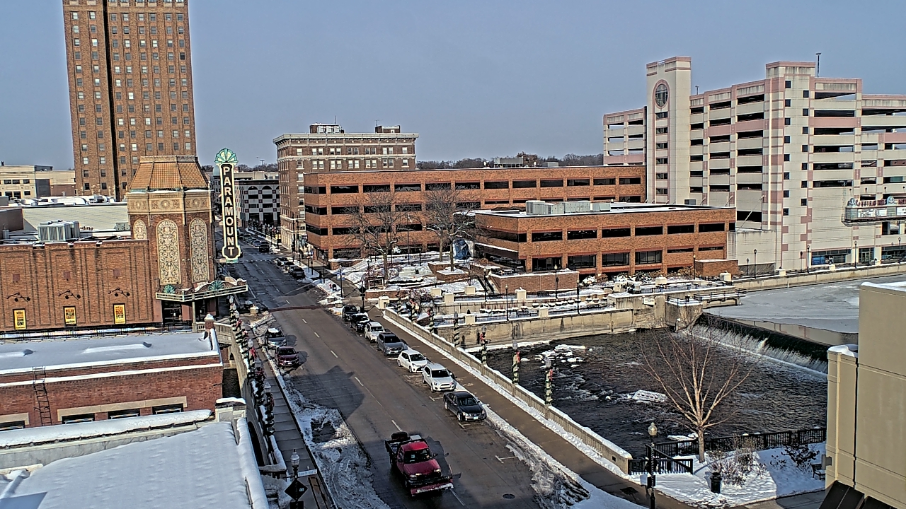 Thumbnail for current weather camera view from City of Aurora IL in Aurora, Illinois