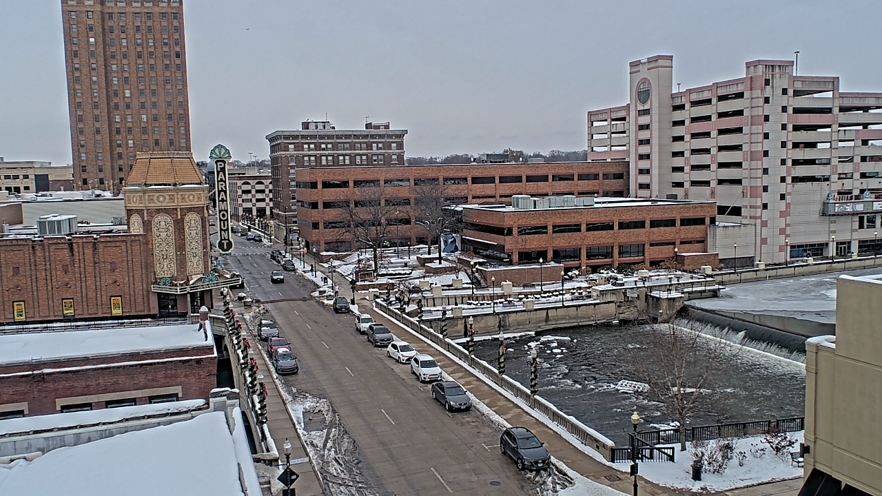 Thumbnail for current weather camera view from City of Aurora IL in Aurora, Illinois