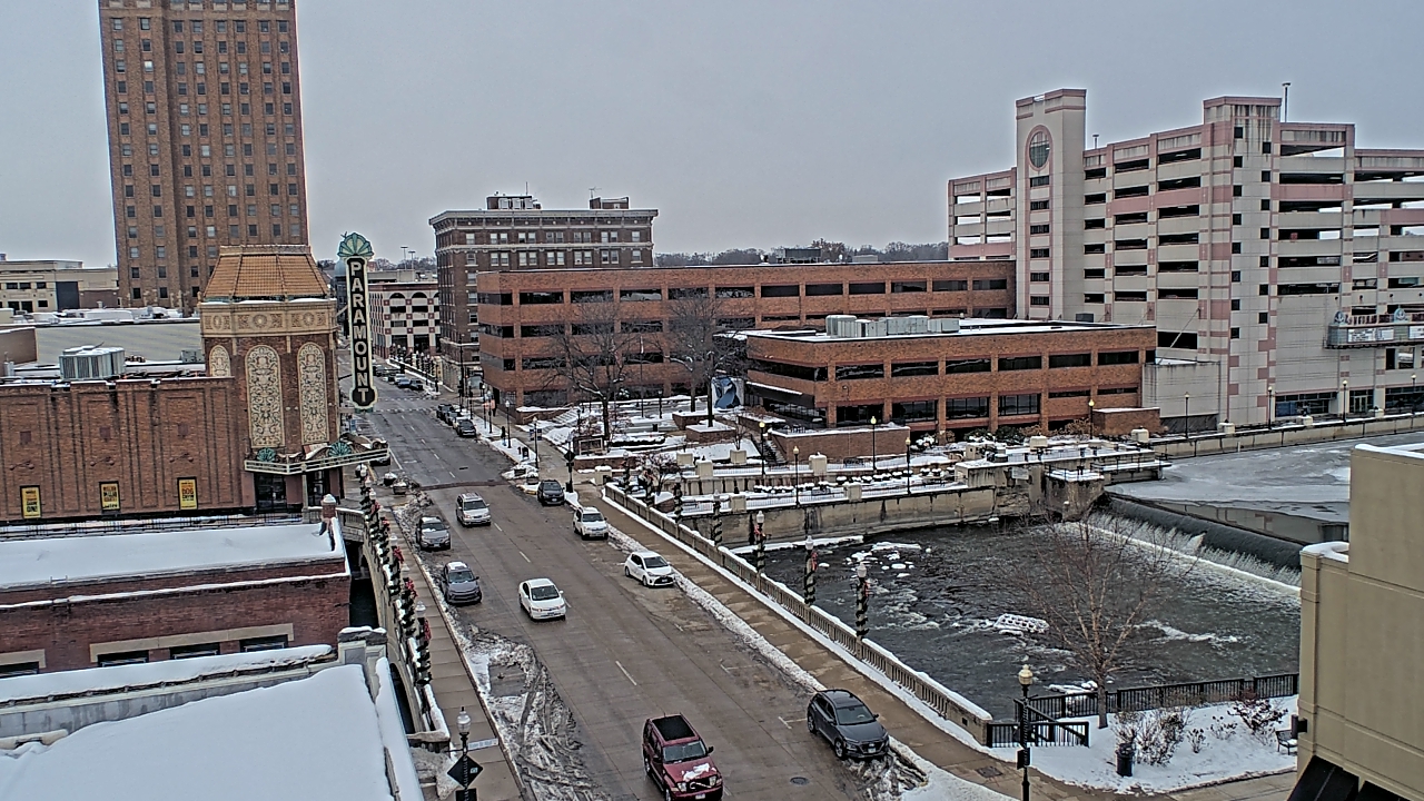 Thumbnail for current weather camera view from City of Aurora IL in Aurora, Illinois