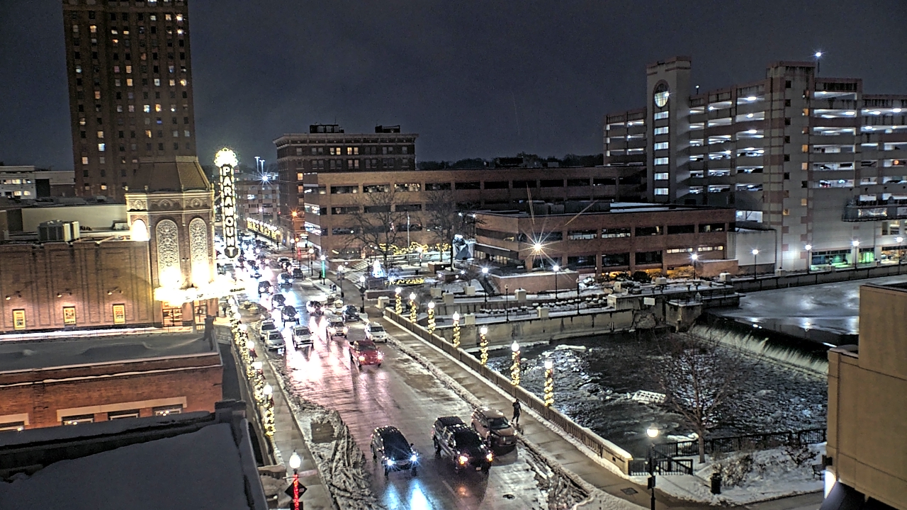 Thumbnail for current weather camera view from City of Aurora IL in Aurora, Illinois