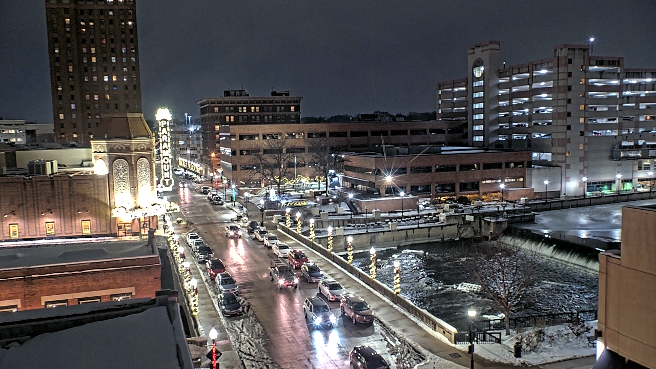 Thumbnail for current weather camera view from City of Aurora IL in Aurora, Illinois