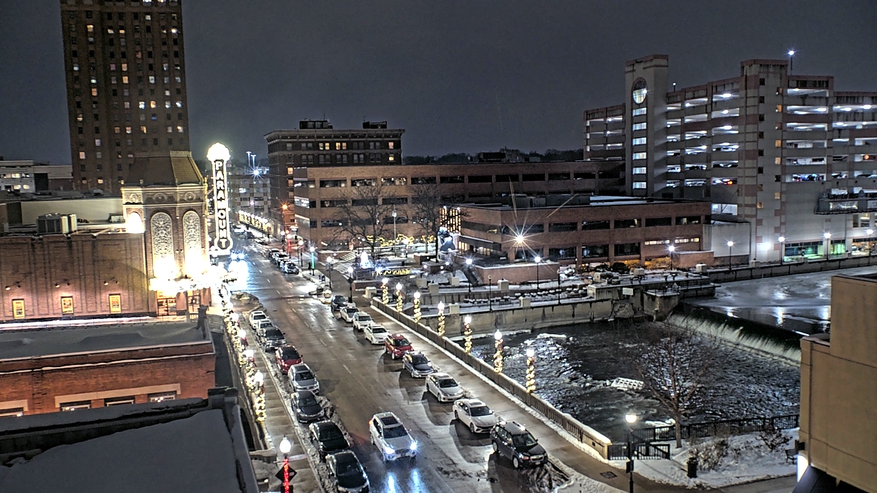 Thumbnail for current weather camera view from City of Aurora IL in Aurora, Illinois
