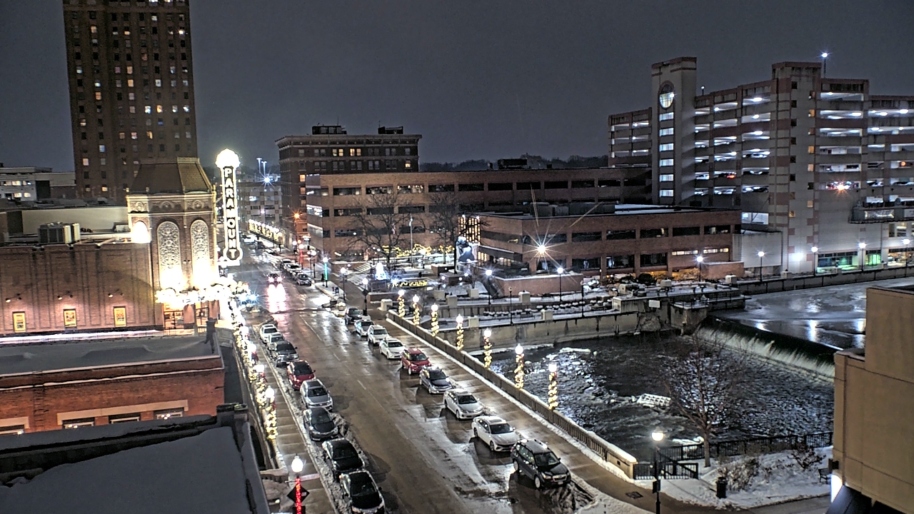 Thumbnail for current weather camera view from City of Aurora IL in Aurora, Illinois