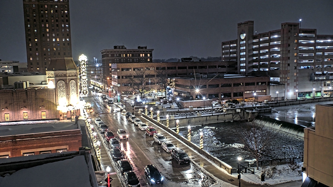 Thumbnail for current weather camera view from City of Aurora IL in Aurora, Illinois