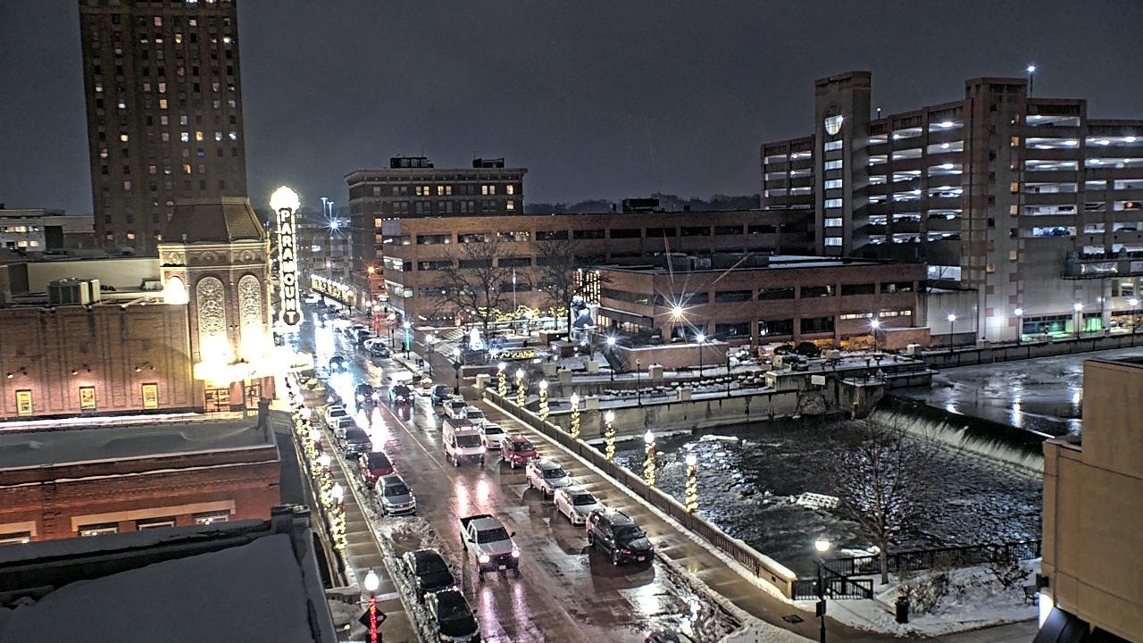 Thumbnail for current weather camera view from City of Aurora IL in Aurora, Illinois