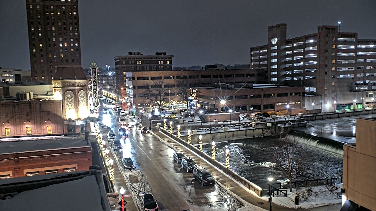 Thumbnail for current weather camera view from City of Aurora IL in Aurora, Illinois