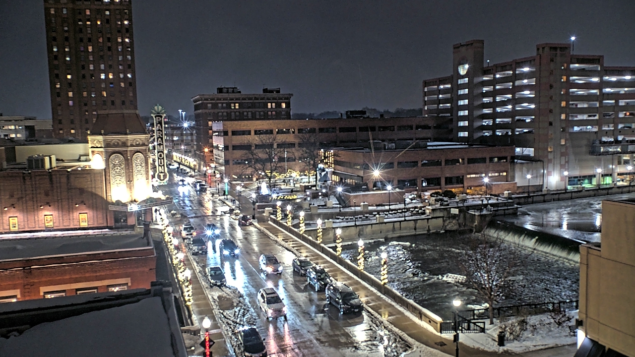 Thumbnail for current weather camera view from City of Aurora IL in Aurora, Illinois