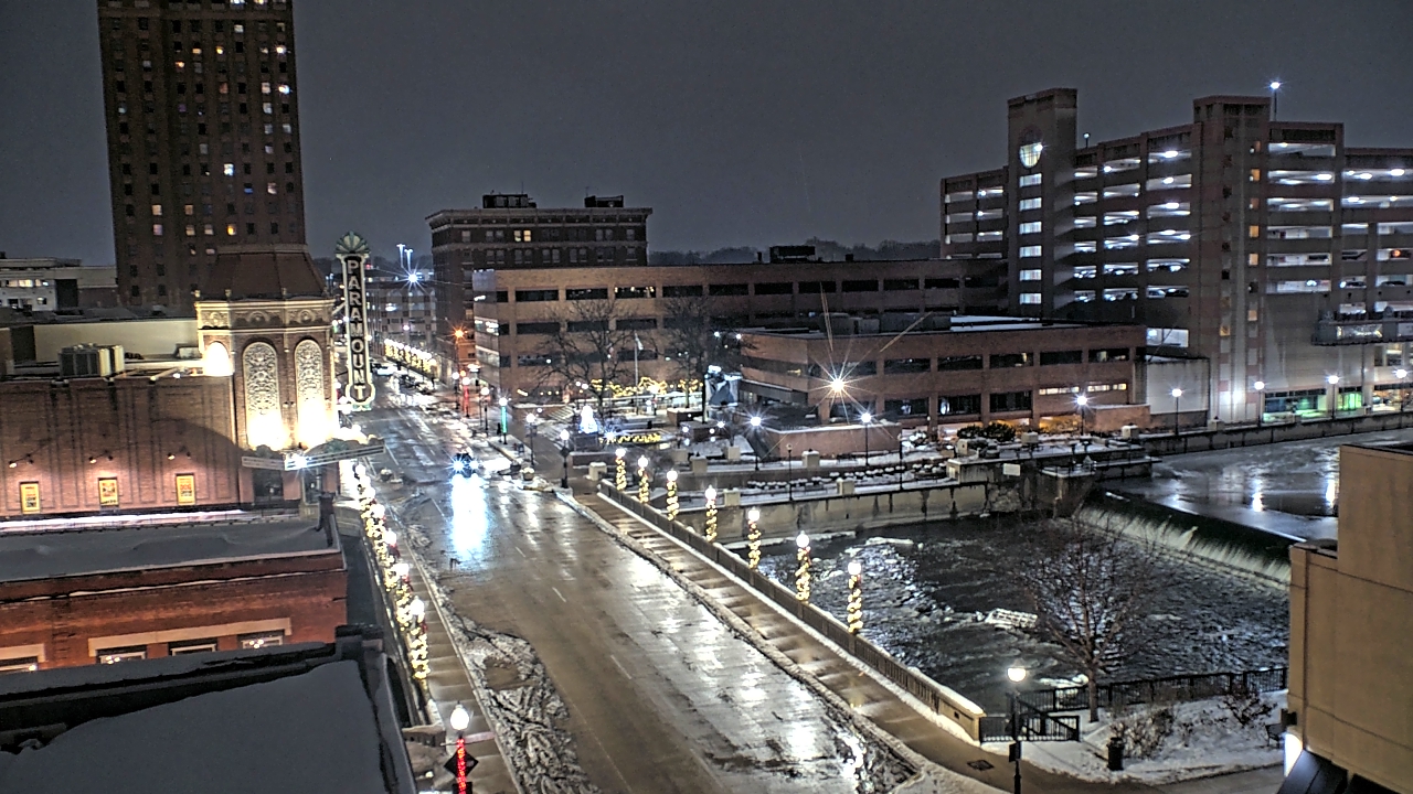 Thumbnail for current weather camera view from City of Aurora IL in Aurora, Illinois
