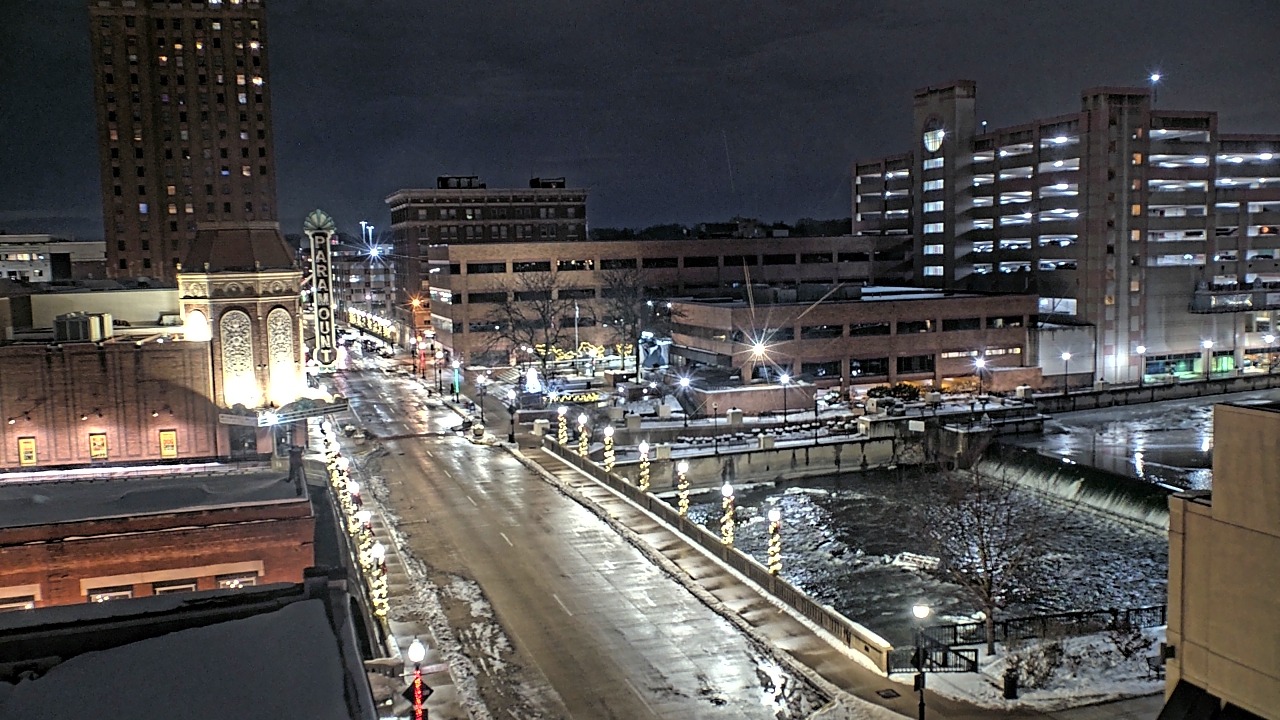 Thumbnail for current weather camera view from City of Aurora IL in Aurora, Illinois