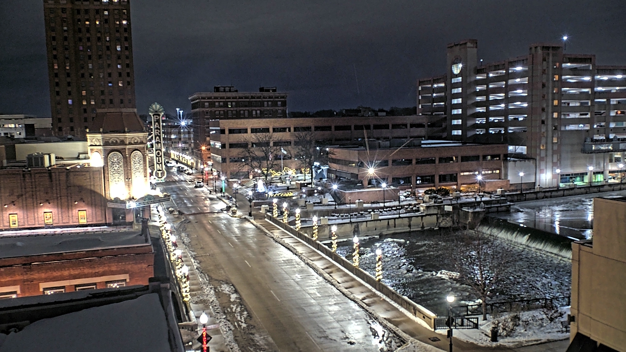 Thumbnail for current weather camera view from City of Aurora IL in Aurora, Illinois