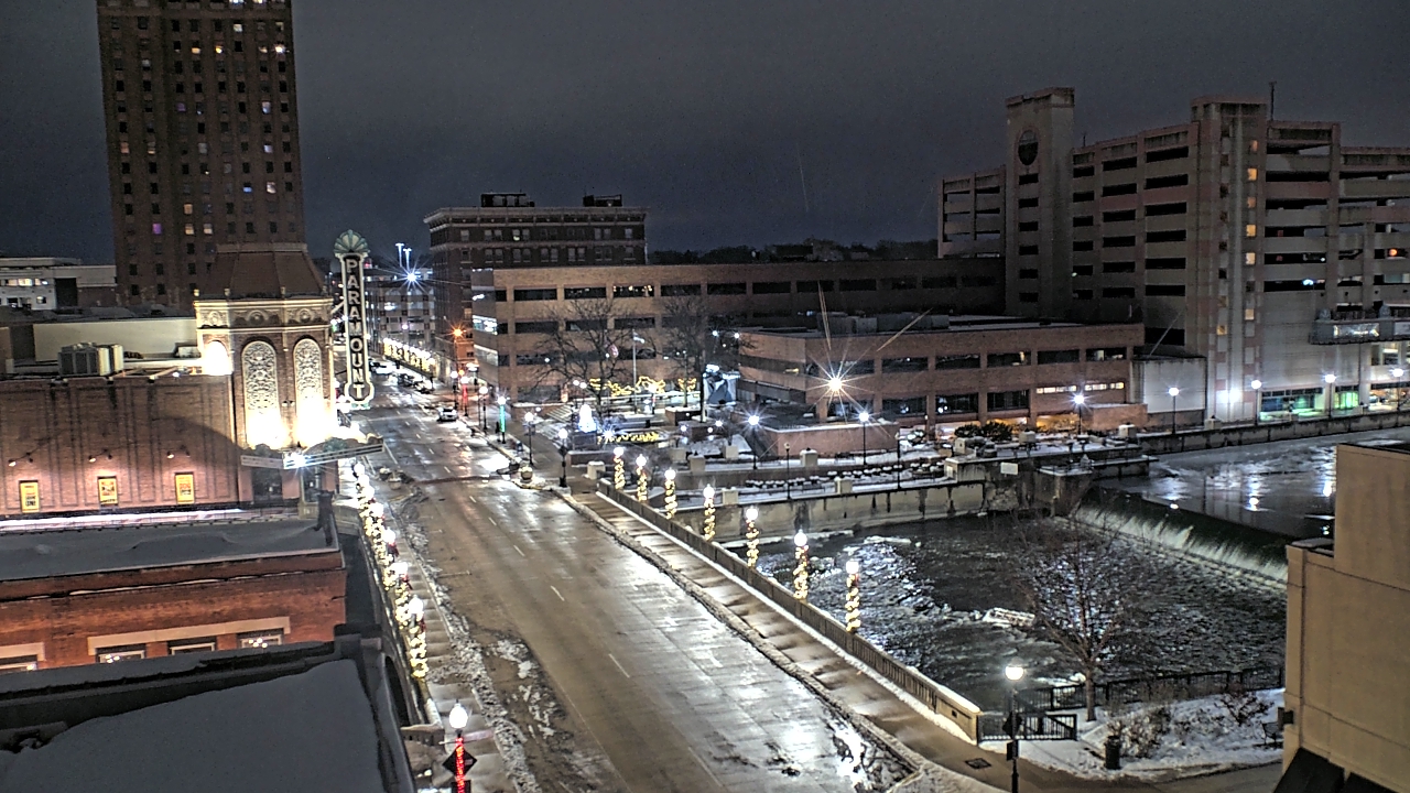 Thumbnail for current weather camera view from City of Aurora IL in Aurora, Illinois