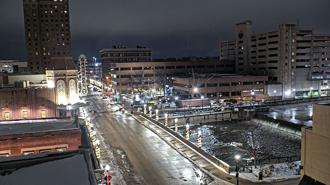 Thumbnail for current weather camera view from City of Aurora IL in Aurora, Illinois