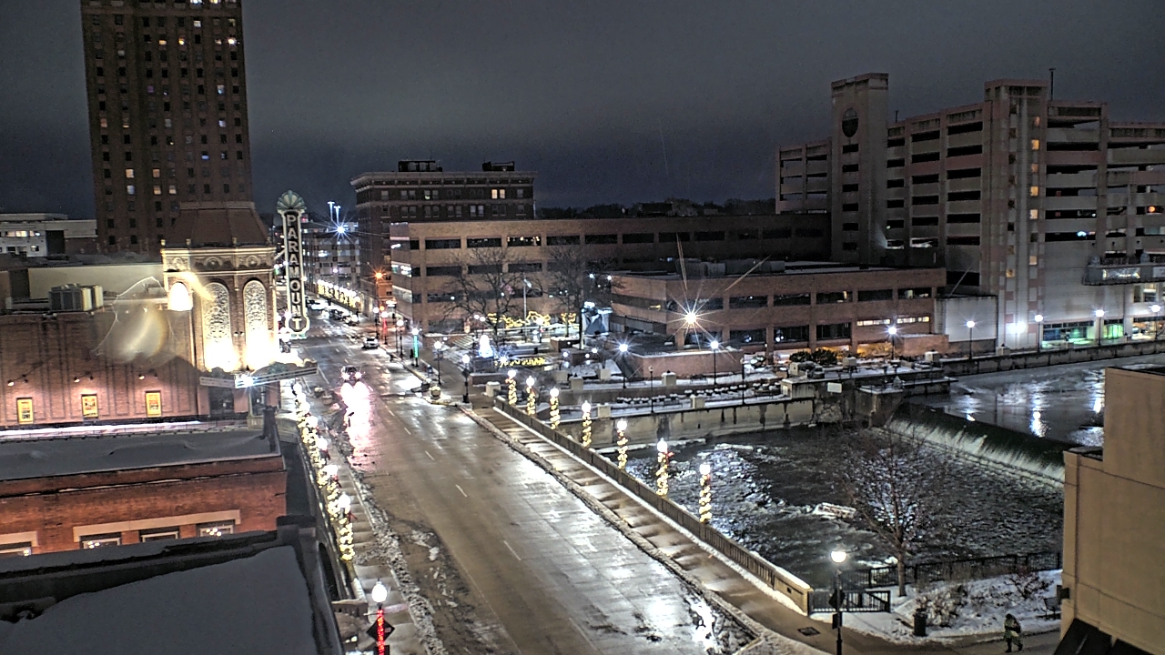 Thumbnail for current weather camera view from City of Aurora IL in Aurora, Illinois