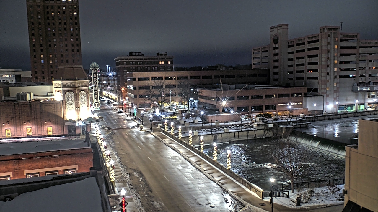 Thumbnail for current weather camera view from City of Aurora IL in Aurora, Illinois