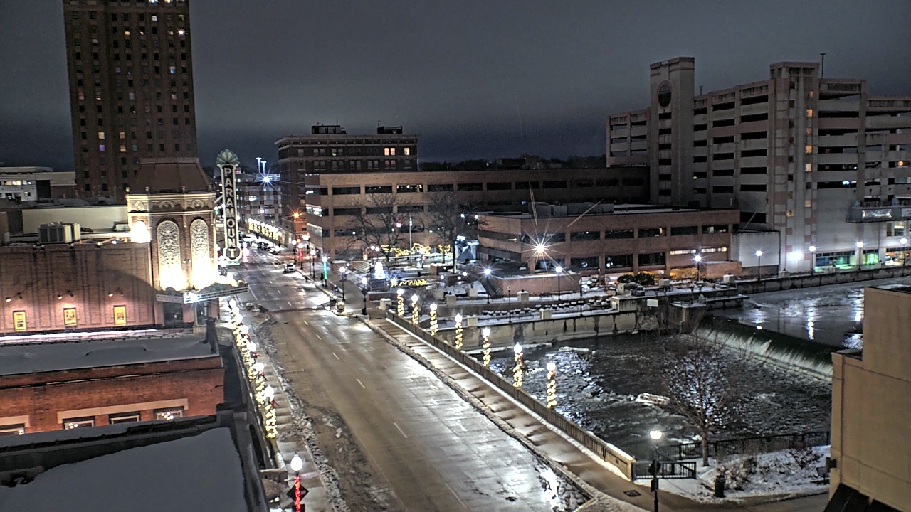 Thumbnail for current weather camera view from City of Aurora IL in Aurora, Illinois