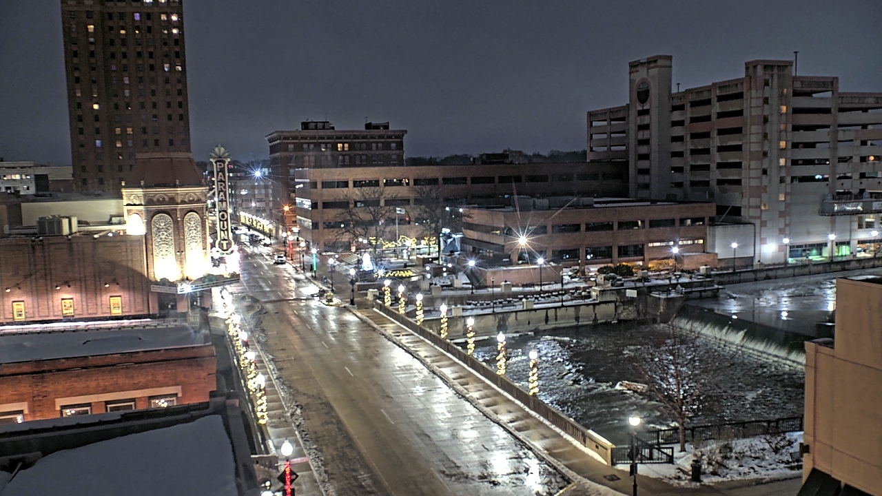 Thumbnail for current weather camera view from City of Aurora IL in Aurora, Illinois