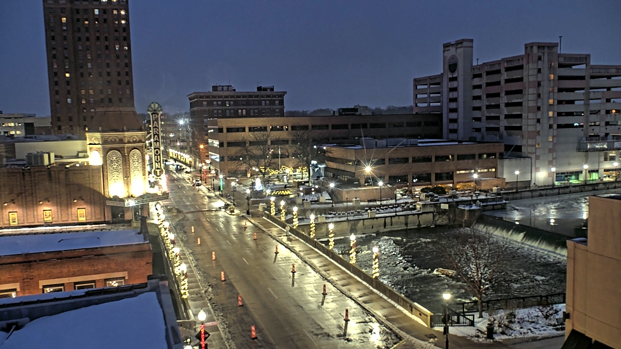 Thumbnail for current weather camera view from City of Aurora IL in Aurora, Illinois