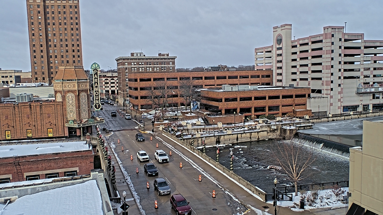 Thumbnail for current weather camera view from City of Aurora IL in Aurora, Illinois