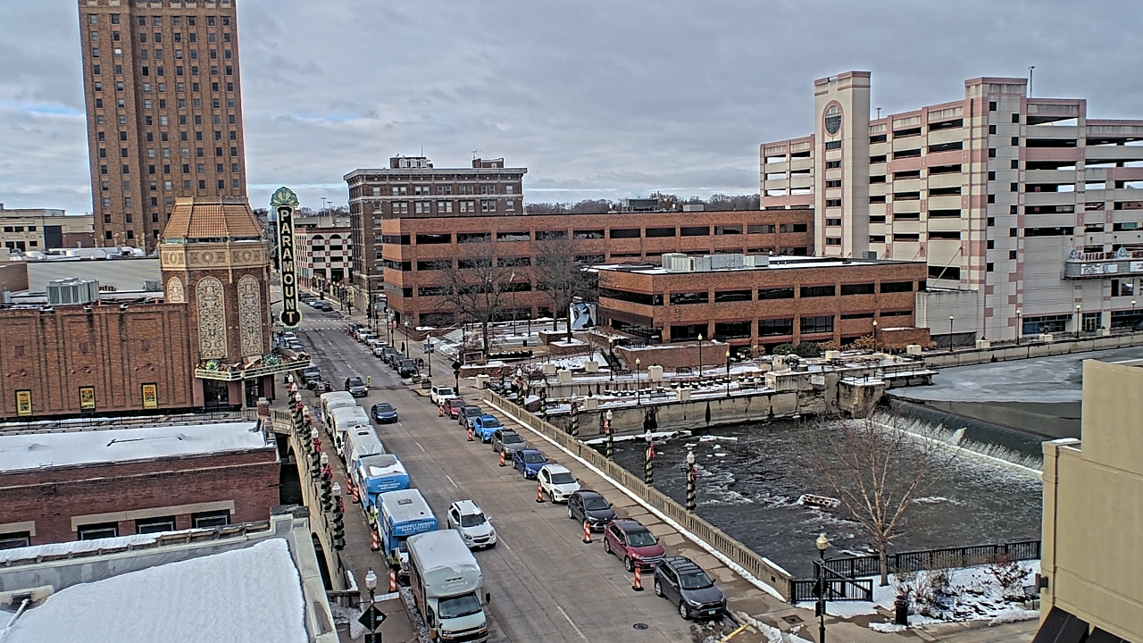 Thumbnail for current weather camera view from City of Aurora IL in Aurora, Illinois