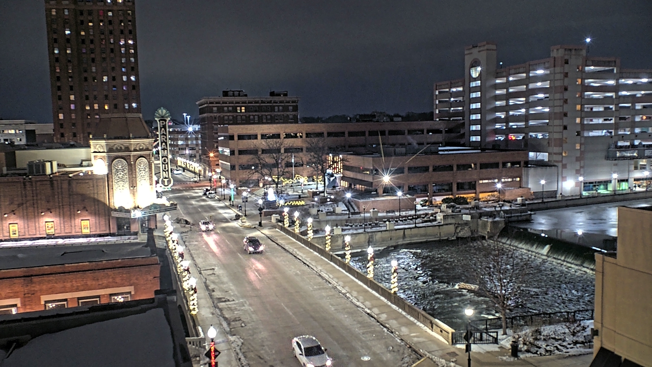 Thumbnail for current weather camera view from City of Aurora IL in Aurora, Illinois