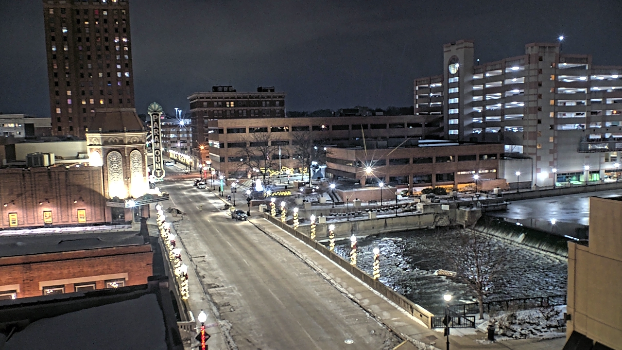 Thumbnail for current weather camera view from City of Aurora IL in Aurora, Illinois