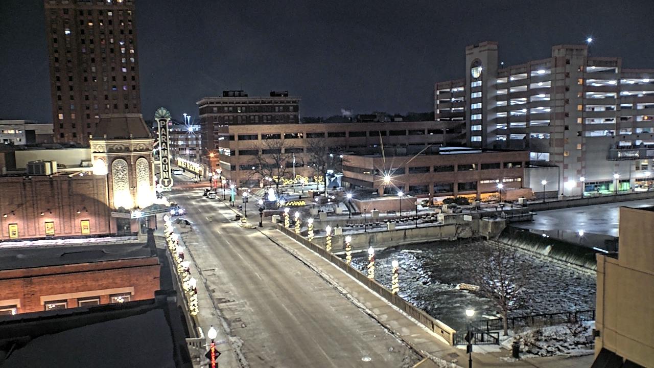 Thumbnail for current weather camera view from City of Aurora IL in Aurora, Illinois