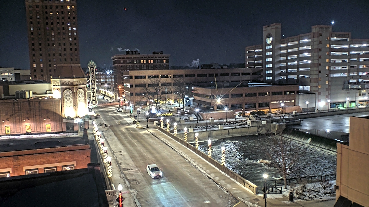 Thumbnail for current weather camera view from City of Aurora IL in Aurora, Illinois
