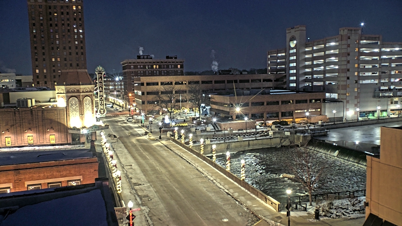 Thumbnail for current weather camera view from City of Aurora IL in Aurora, Illinois