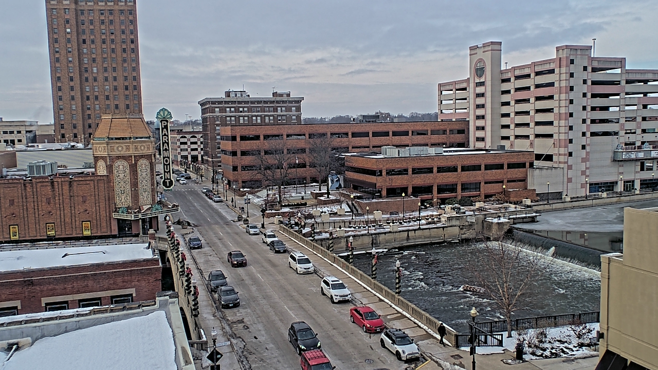 Thumbnail for current weather camera view from City of Aurora IL in Aurora, Illinois